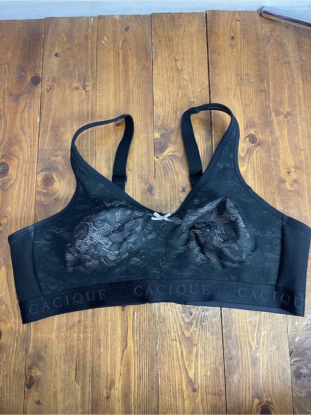 Cacique unlined full coverage no wire bra size 40C black lace